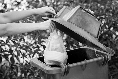 Choosing the right waste removal service
