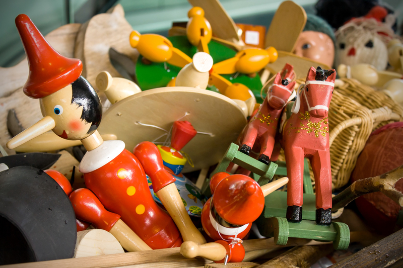 Giving New Life to Retired Pots and Pans